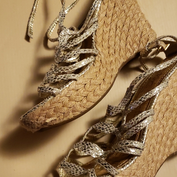 Sandals - Picture 6 of 6